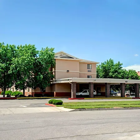 Super 8 By Wyndham Albuquerque West/Coors Blvd Hotel